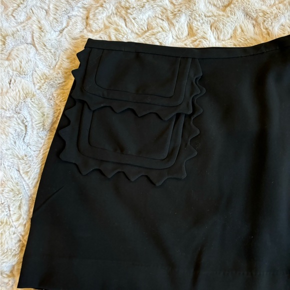 Victoria Beckham for Target Women Size Large Black Mini Skirt Scalloped Pocket - Picture 4 of 10